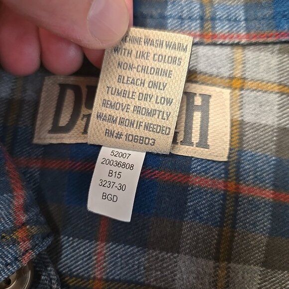 Duluth Trading Free Swingin Flannel Shirt Mens Size Large Blue Button Up Pockets - Picture 9 of 9
